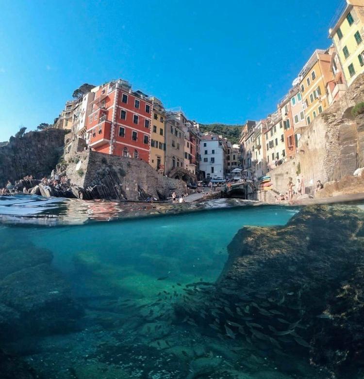 Cast Away Hotel Riomaggiore Eksteriør billede